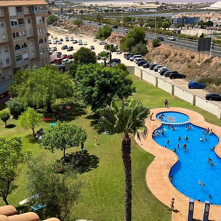 Nice And Central Apartment Torrevieja Esterno foto