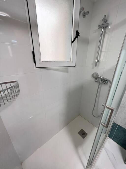 Nice And Central Apartment Torrevieja Esterno foto